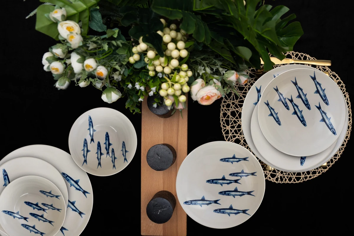 Set farfurii 18 piese, 6 persoane, eleganta marina, alb decor sardine, imagine 2