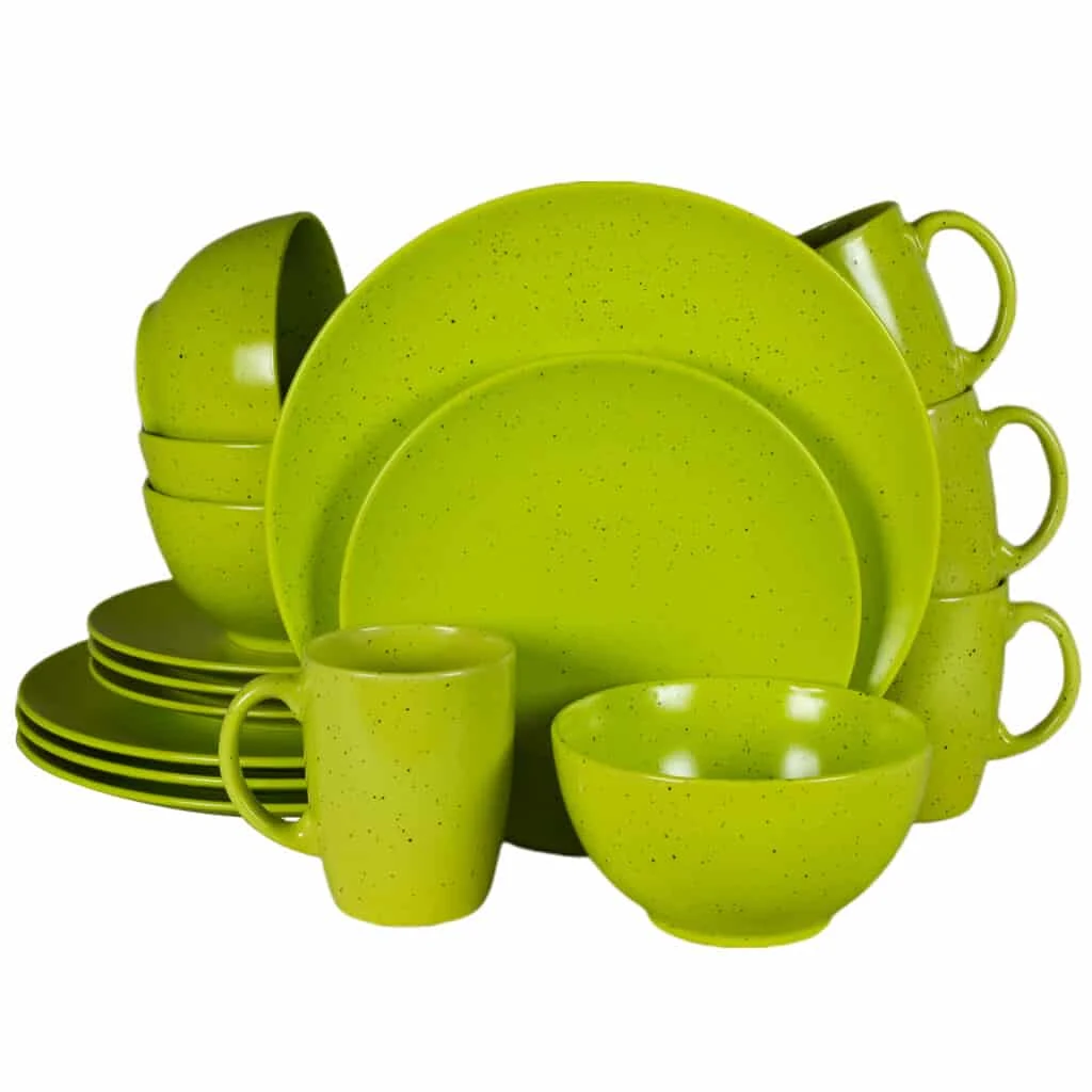 Set plates 16 piese, 4 persoane, lime juice, green matte with puncte negre