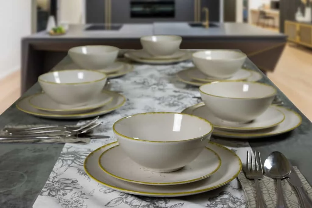 Set farfurii 18 piese, 6 persoane, ivory stone, alb ivoire lucios, margine aurie, imagine 7