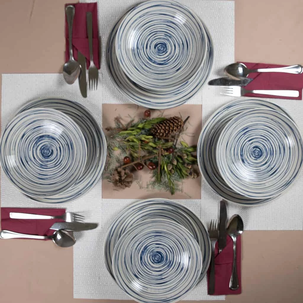 Set farfurii 12 piese, 4 persoane, alb ivoire cu albastru, imagine 7