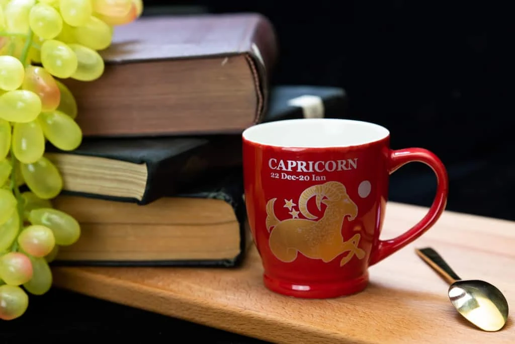 Cana cu decor zodie capricorn, 170 ml, rosu, imagine 4