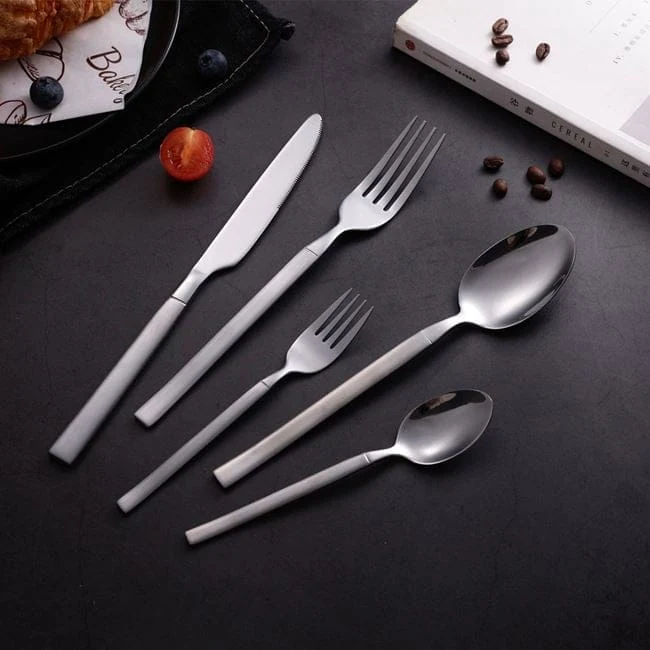 Cutite de masa din otel inoxidabil "basic" 23cm - 3buc, imagine 2